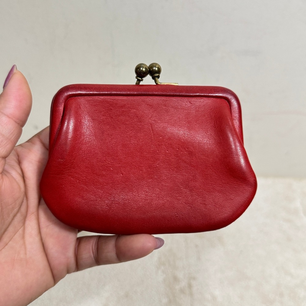 Vintage Coach Women's Red Leather Kiss Lock Coin Purse